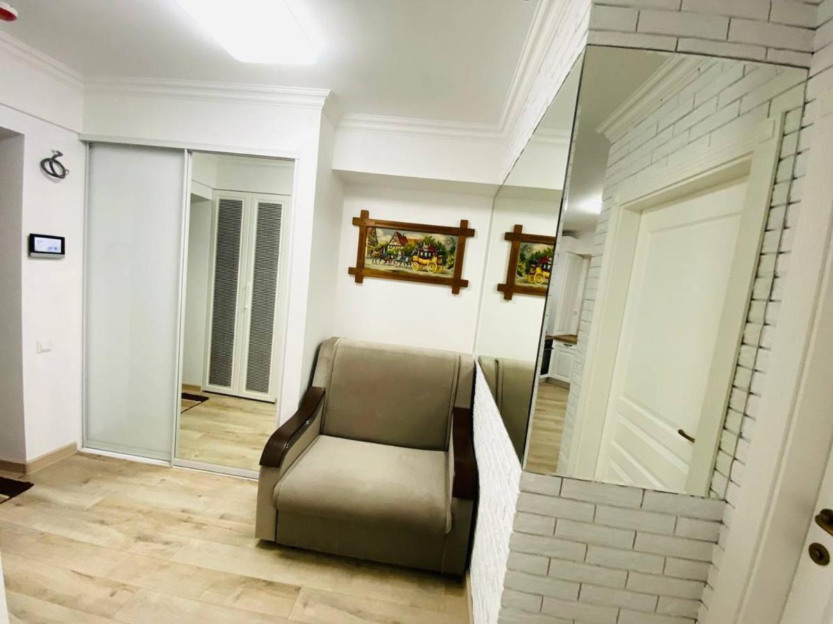 Central Eco View Apartment 키시나우 외부 사진