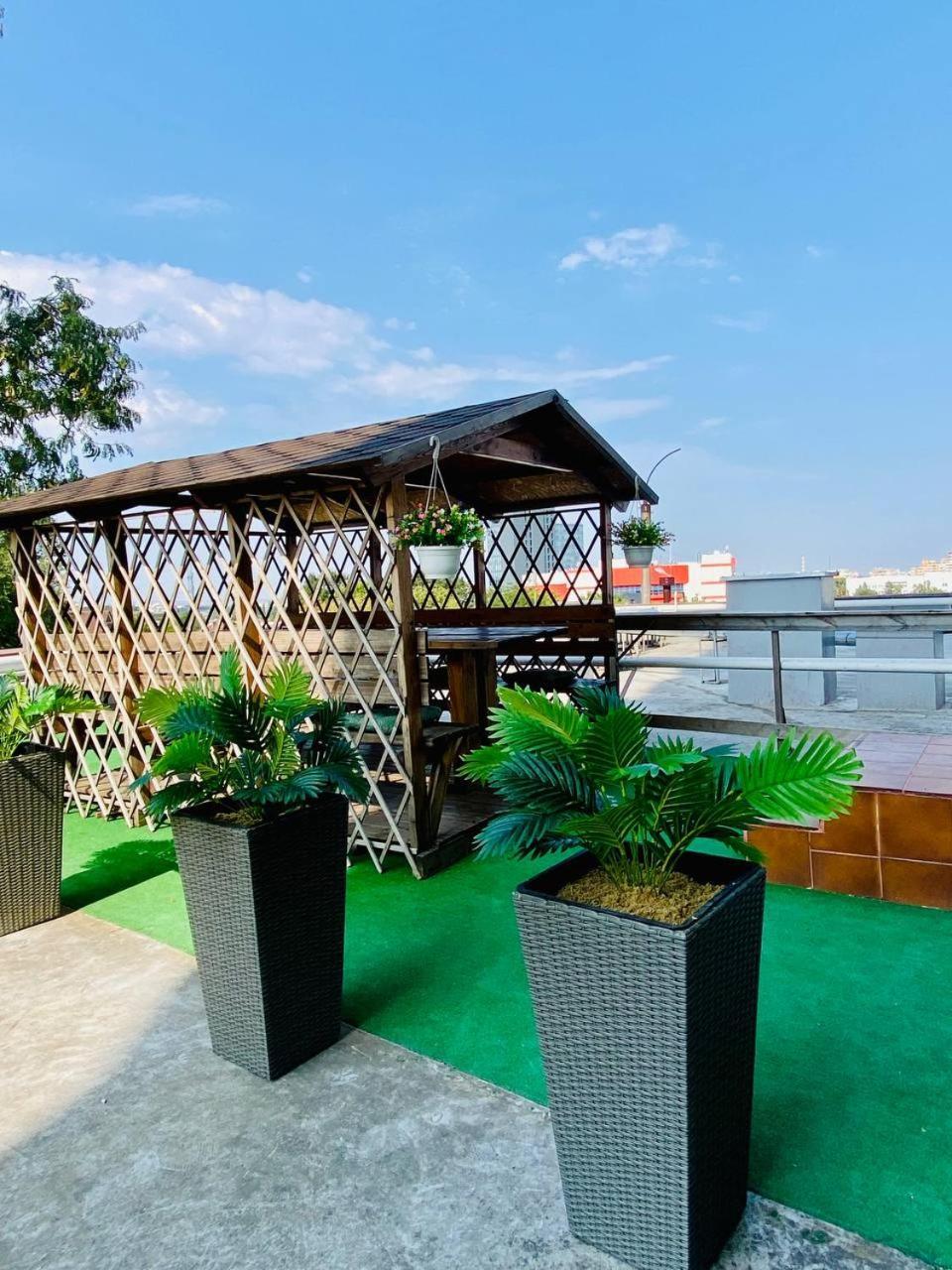 Central Eco View Apartment 키시나우 외부 사진